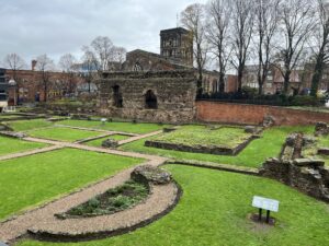 Image of the grounds of the Jewry Wall Museum, the site of a Roman bathhouse which has remains dating from 160AD.